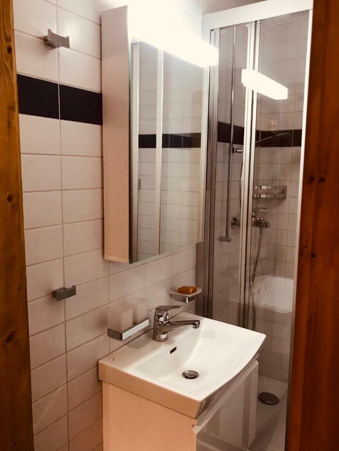 Appartement 1Bijou La Chaux De Fonds Екстериор снимка