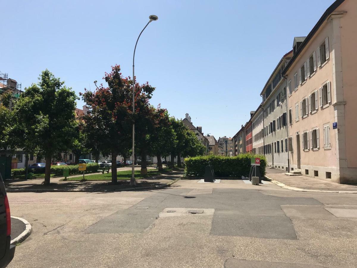 Appartement 1Bijou La Chaux De Fonds Екстериор снимка